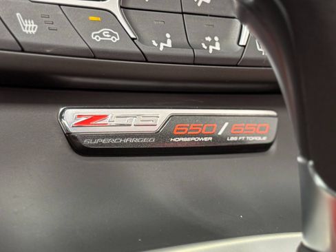 Used 2015 Chevrolet Corvette Z06 w/ 2LZ Preferred Equipment Group RWD image 30