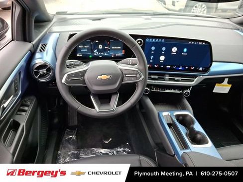New 2026 Chevrolet Equinox EV LT AWD/4WD image 7