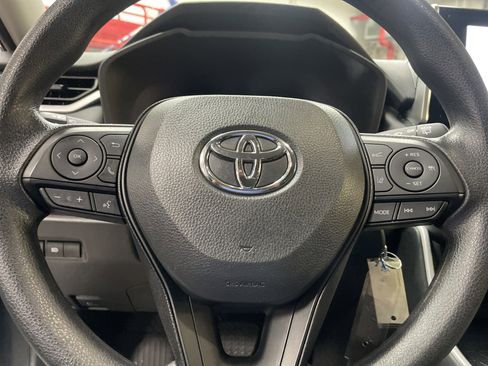 Used 2025 Toyota RAV4 LE FWD image 18