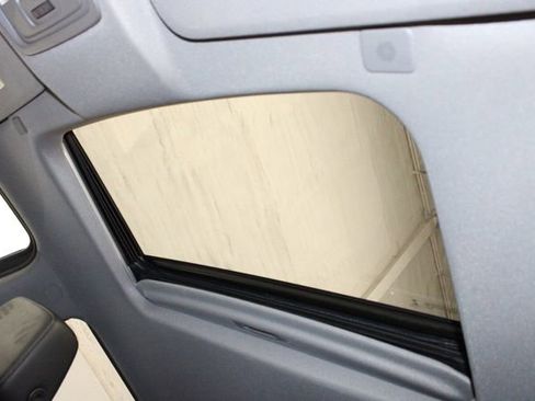 Used 2019 Chevrolet Silverado 1500 LTZ image 10