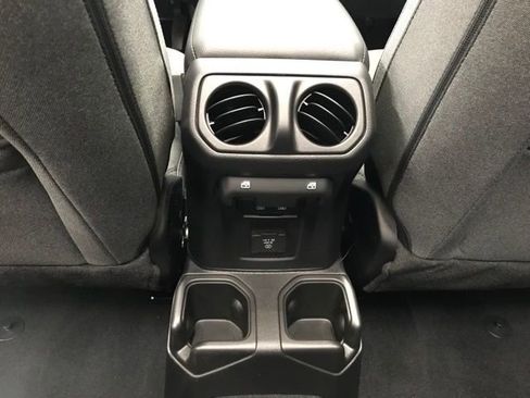 New 2025 Jeep Gladiator Willys image 26