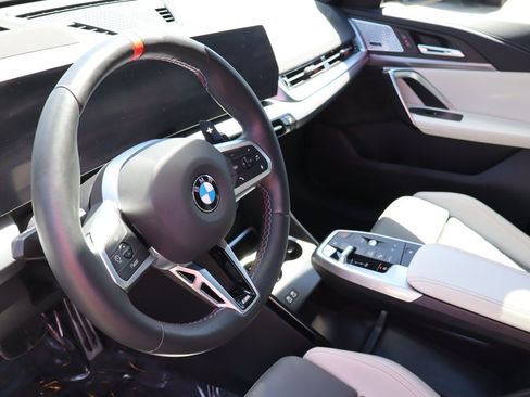 Used 2025 BMW X2 M35i AWD/4WD image 10