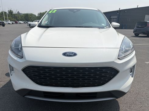 Certified 2022 Ford Escape SEL w/ Technology Package AWD/4WD image 9