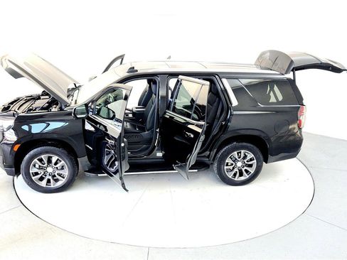 Used 2022 Chevrolet Tahoe LT w/ Luxury Package image 22