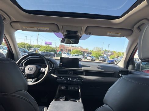 Used 2023 Honda Pilot Elite image 39