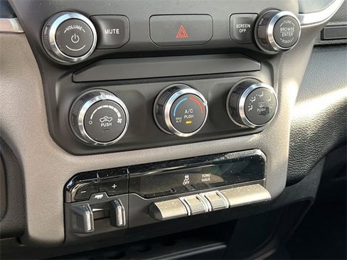 Used 2024 RAM 2500 Big Horn w/ Bed Utility Group image 28