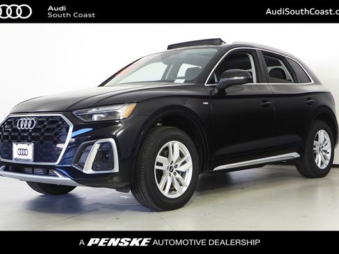 Used 2023 Audi Q5 2.0T Premium w/ Convenience Package image 1