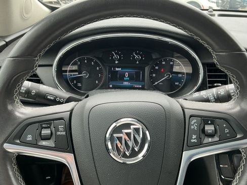 Certified 2022 Buick Encore Preferred AWD/4WD image 8