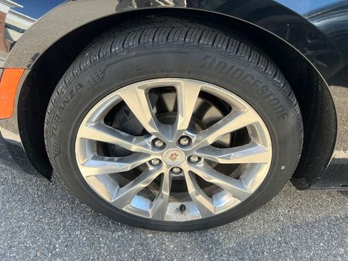 Used 2015 Cadillac XTS Luxury FWD image 3