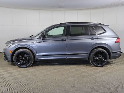 Used 2023 Volkswagen Tiguan SE R-Line AWD/4WD image 12