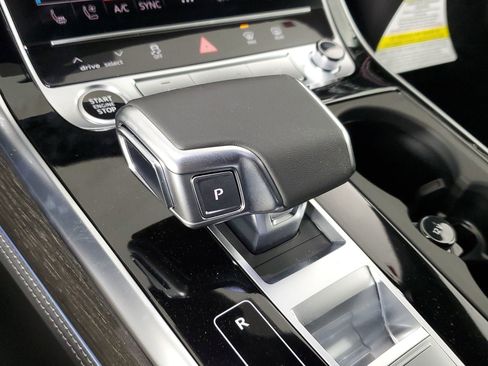 New 2026 Audi Q8 Premium Plus image 42