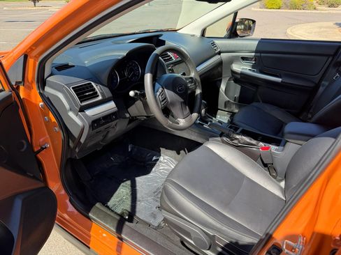 Used 2015 Subaru Crosstrek 2.0i Limited AWD/4WD image 8