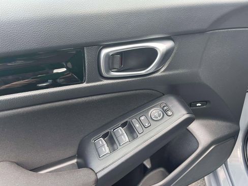 Certified 2025 Honda Civic Sport image 15