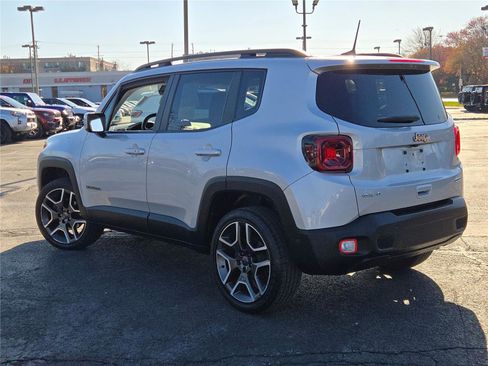 Used 2021 Jeep Renegade Latitude w/ Luxury Group I image 16