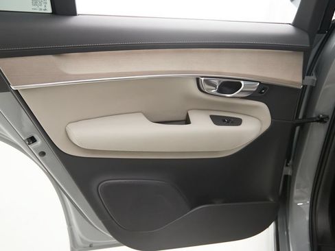 New 2026 Volvo XC90 T8 Plus w/ Protection Package Premier AWD/4WD image 16