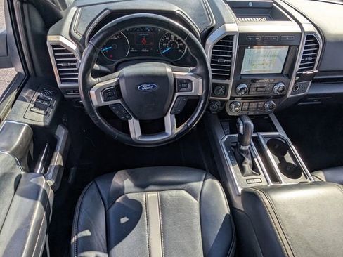 Used 2018 Ford F150 Platinum w/ Equipment Group 701A Luxury image 11
