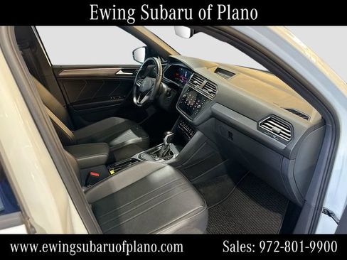 Used 2023 Volkswagen Tiguan SE R-Line FWD image 30