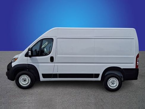 Used 2024 RAM ProMaster 2500 w/ Safety Group FWD image 7