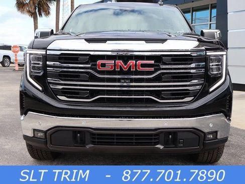 New 2026 GMC Sierra 1500 SLT w/ SLT Premium Plus Package AWD/4WD image 3
