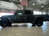 New 2025 Jeep Gladiator Sport image 3