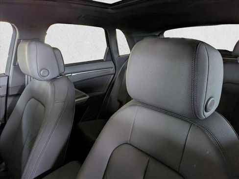 Certified 2025 Audi Q3 2.0T Premium w/ Convenience Package image 14