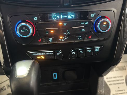 Used 2017 Ford Escape Titanium w/ Equipment Group 301A FWD image 21