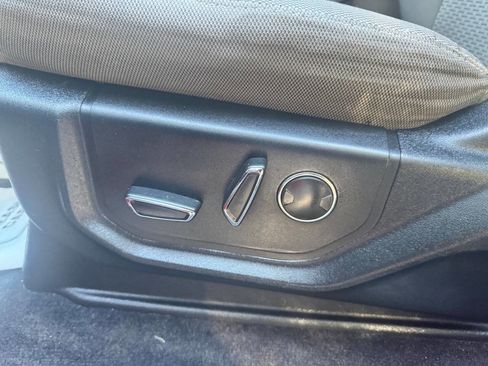 Used 2017 Ford F150 XLT w/ Equipment Group 302A Luxury image 38