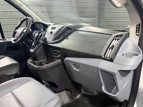 Used 2019 Ford Transit 250 130 Low Roof image 17