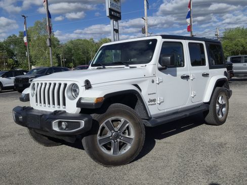 Used 2021 Jeep Wrangler Unlimited Sahara AWD/4WD image 1