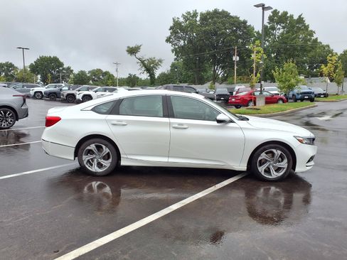 Used 2019 Honda Accord EX-L image 2