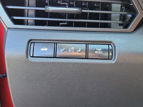 Used 2023 Nissan Altima 2.5 SR AWD/4WD image 28