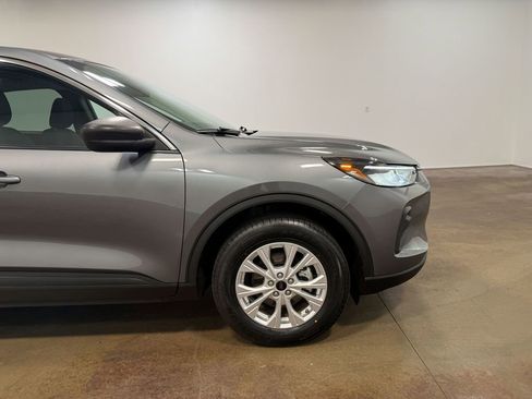 Used 2024 Ford Escape Active image 31