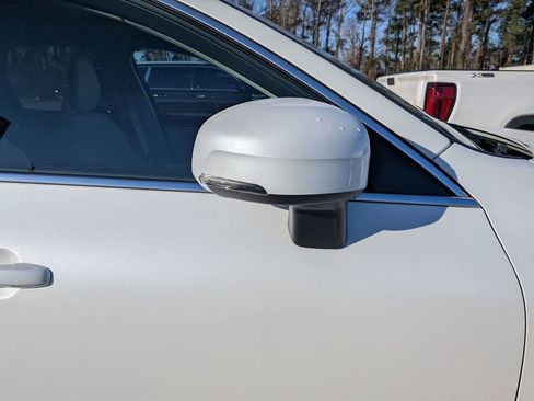 Used 2023 Volvo XC60 B6 Ultimate w/ Climate Package image 13