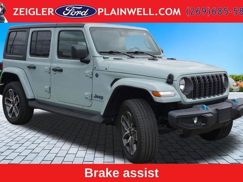 Used 2024 Jeep Wrangler Unlimited AWD/4WD image 7