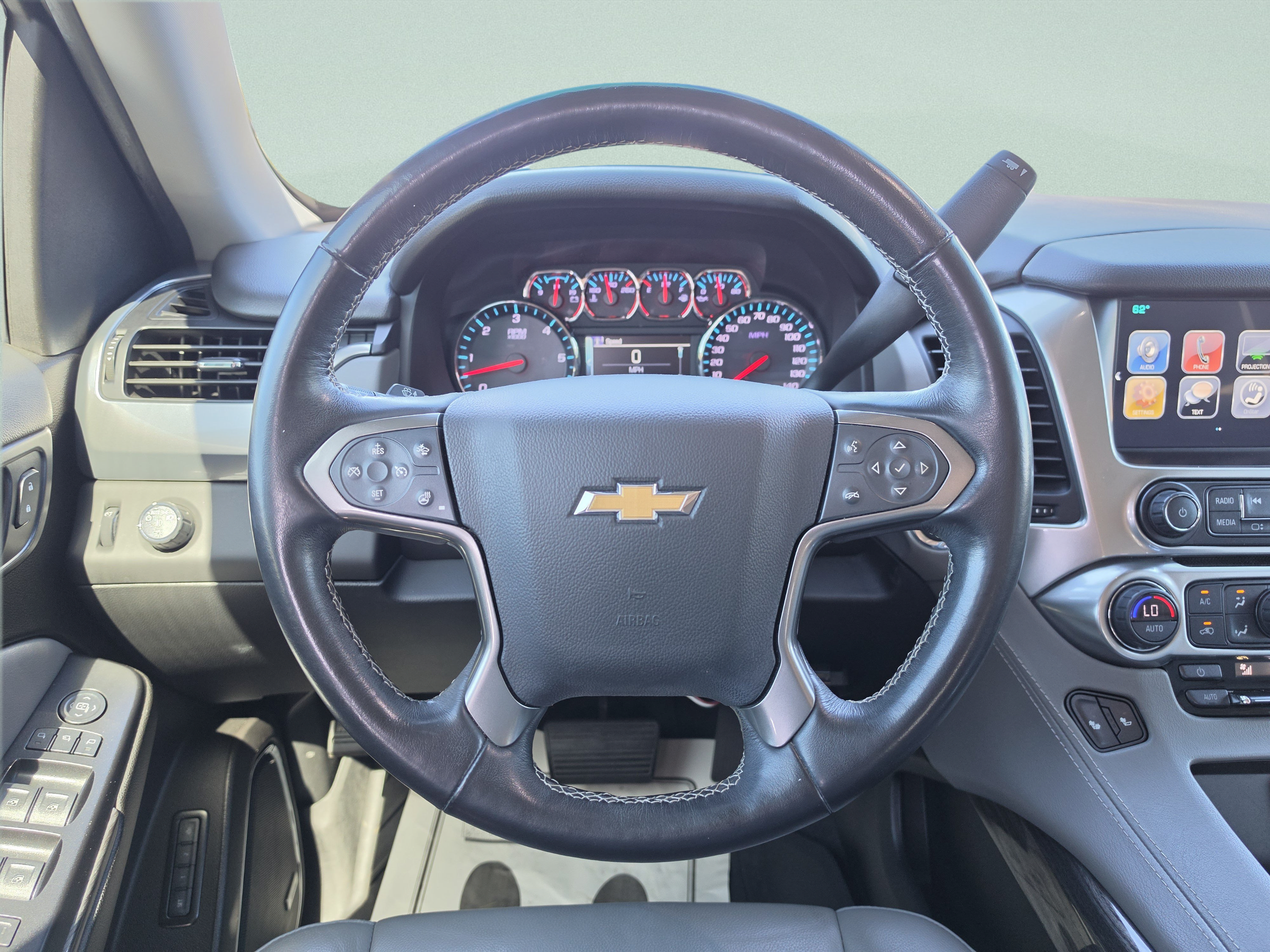 Used 2020 Chevrolet Tahoe LT w/ Luxury Package RWD image 19