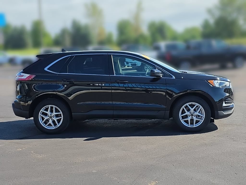 Used 2024 Ford Edge SEL AWD/4WD image 6