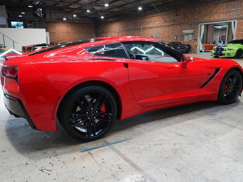 Used 2019 Chevrolet Corvette Stingray Coupe w/ Carbon Flash Badge Package RWD image 14