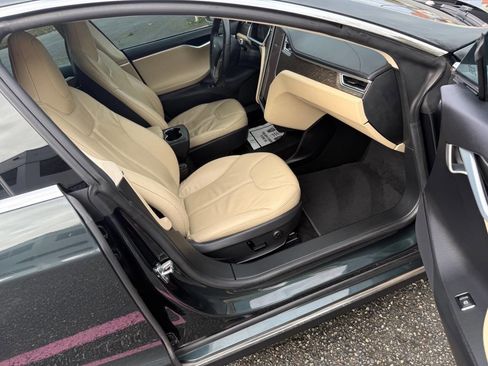 Used 2013 Tesla Model S Performance image 25