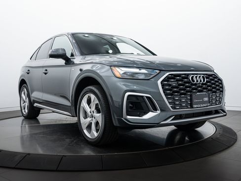 Certified 2025 Audi Q5 2.0T Premium image 2