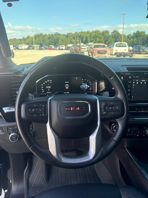 Used 2024 GMC Sierra 1500 SLT w/ SLT Premium Package AWD/4WD image 30