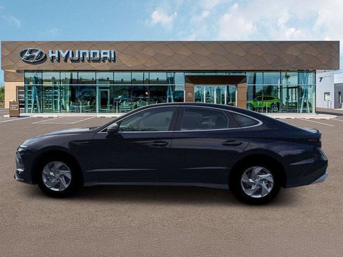 New 2026 Hyundai Sonata SE FWD image 3