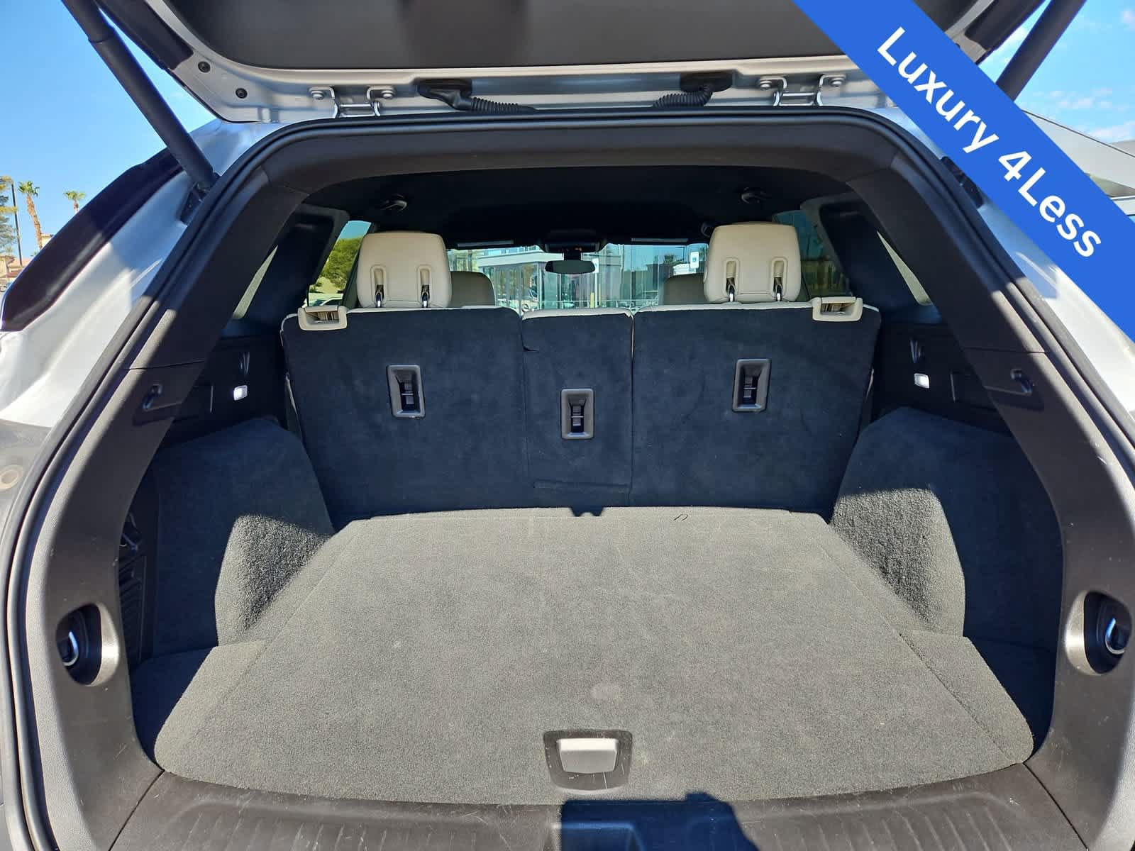 Used 2018 Cadillac XT5 FWD image 23