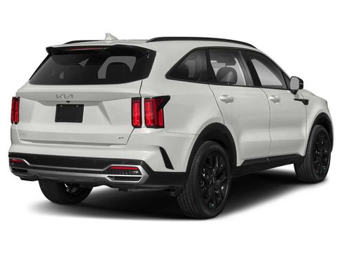 Used 2023 Kia Sorento SX AWD/4WD image 2