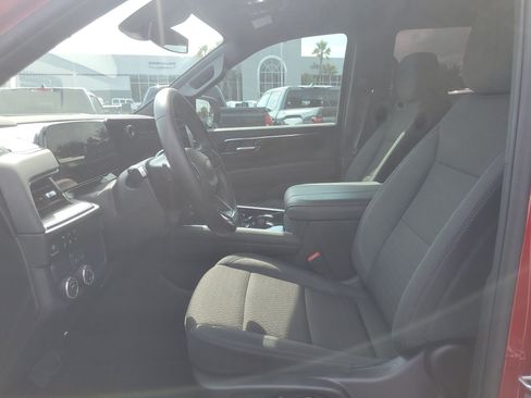 Used 2026 Chevrolet Tahoe LS RWD image 14