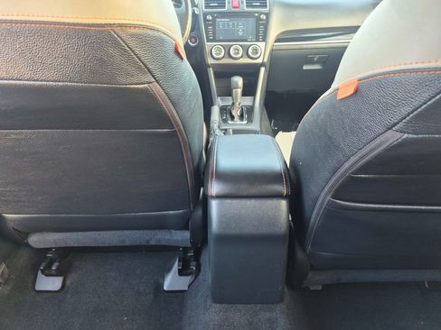 Used 2017 Subaru Crosstrek 2.0i Limited image 20