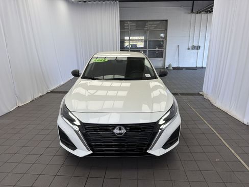 Used 2025 Nissan Altima 2.5 S image 10