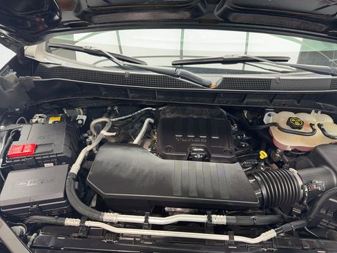 Used 2022 Chevrolet Silverado 1500 Custom RWD image 18