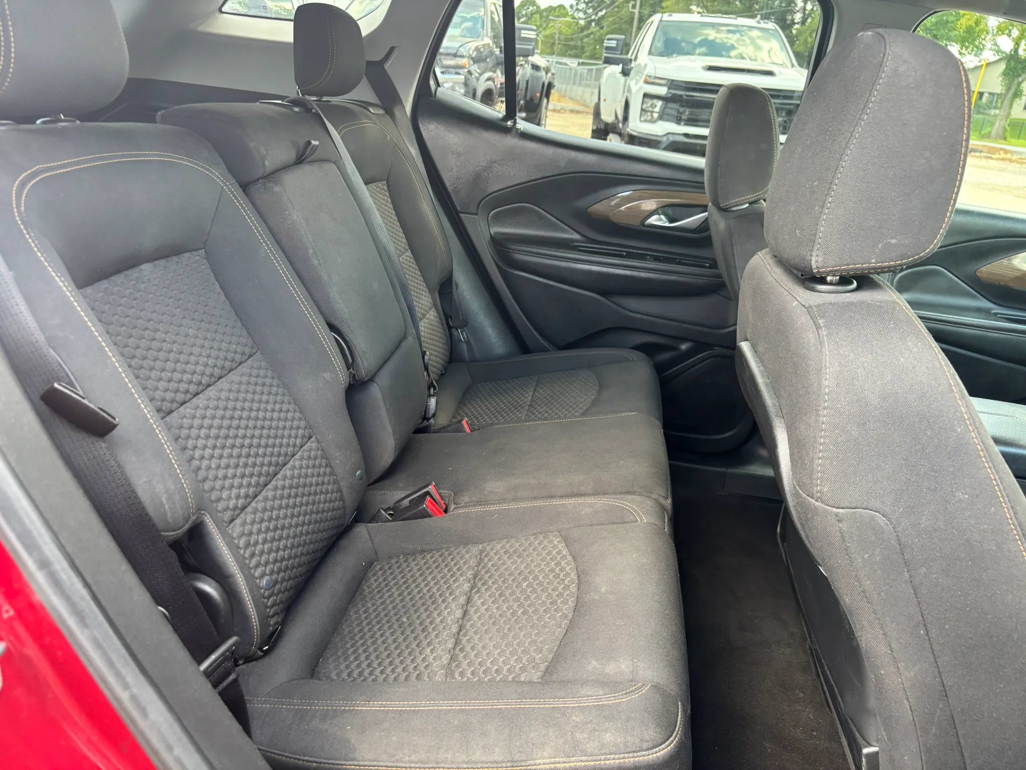 Used 2019 GMC Terrain SLE w/ Driver Convenience Package FWD image 18
