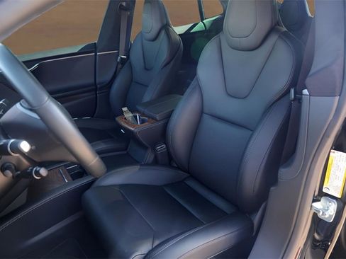 Used 2019 Tesla Model S Performance image 7