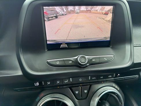 Used 2020 Chevrolet Camaro LT image 14